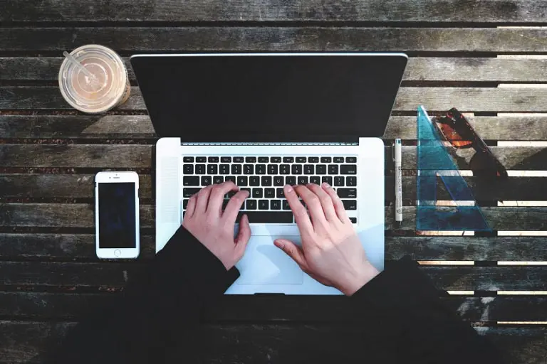 Credit Score vs. Credit Report: What's the Difference?